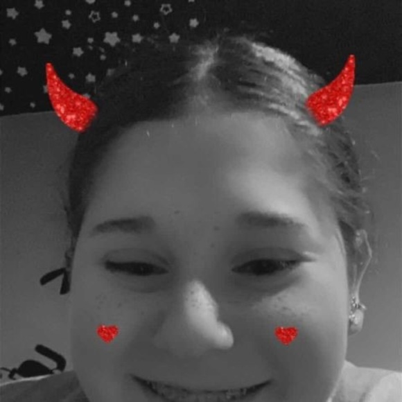 Meet your Posher, Eden - Picture 1 of 1